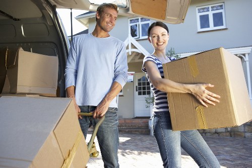 Local South London office move logistics near Stockwell with transport planning